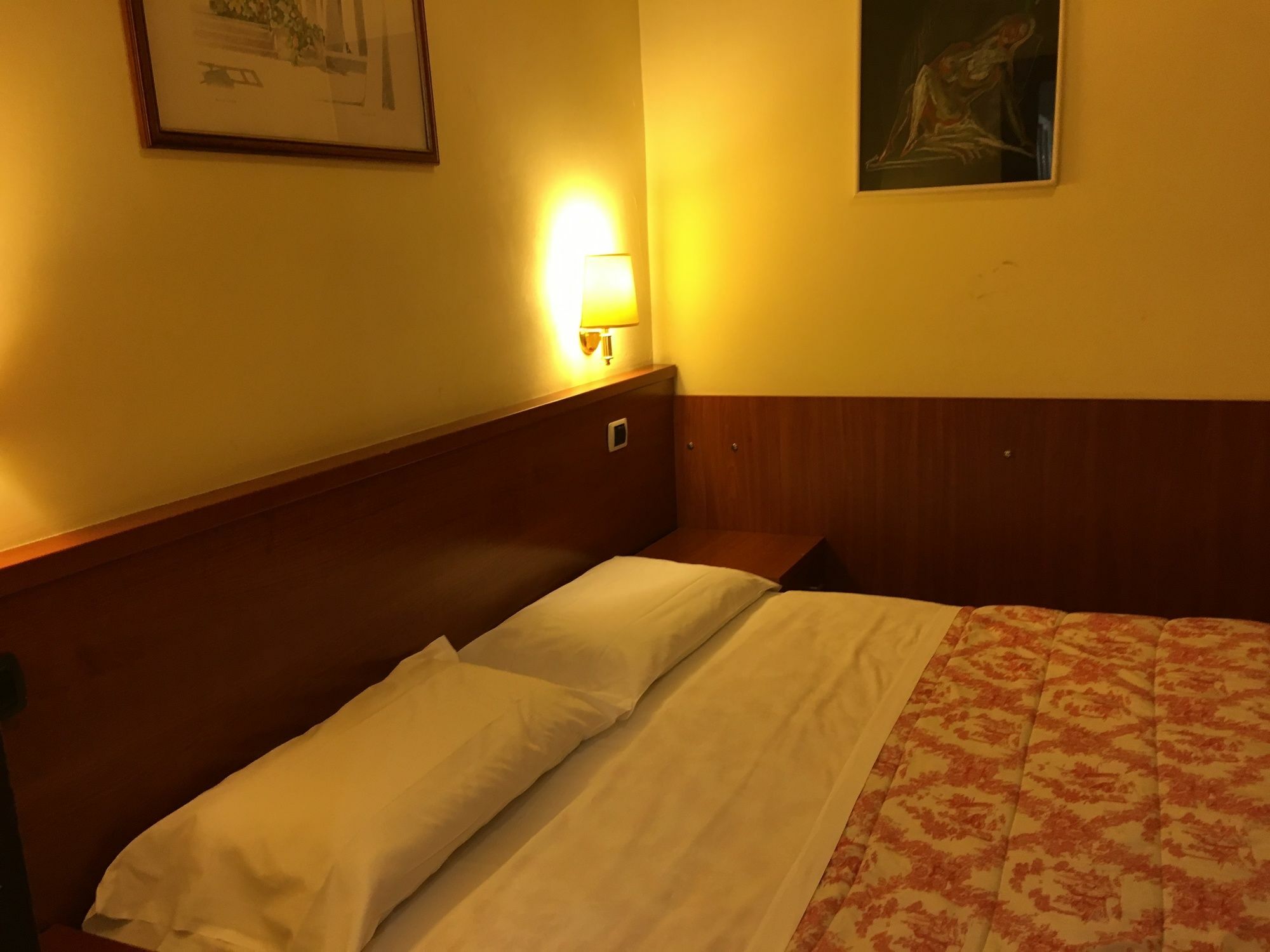 Terminal House 2* Roma